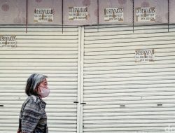 Pertumbuhan Ekonomi RI Merosot! Benarkah Indonesia di Ujung Tanduk?