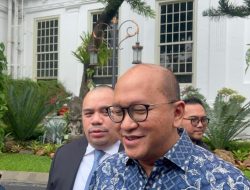 Garuda Butuh Dana Tambahan, Nasibnya di Tangan Holding BUMN!