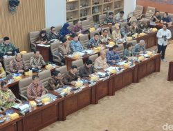 Misteri Pertemuan Erick Thohir dan Bos Danantara di DPR: Apa yang Terjadi di Balik Layar?