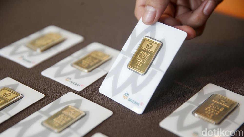 Emas Melonjak Tajam! Harga Tembus Angka Fantastis!