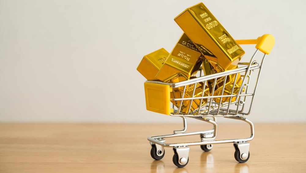 Harga Emas Meroket! Tembus Rp2 Juta Per Gram?