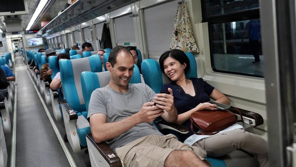 7,4 Miliar! Barang Penumpang Hilang di Kereta, Kisah Ajaib Megananda!