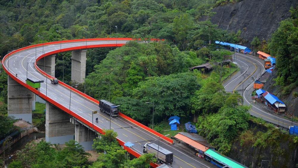 Jembatan Layang Muara Enim: Solusi Macet yang Bakal Bikin Takjub!