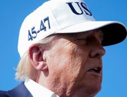 Bom Waktu Ekonomi: Trump Siap Luncurkan Tarif Impor Baru!