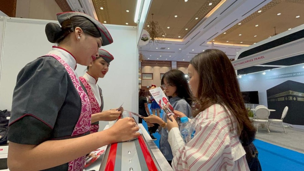 Wow! Tiket Kereta Cepat Whoosh Diskon Sampai 50%!