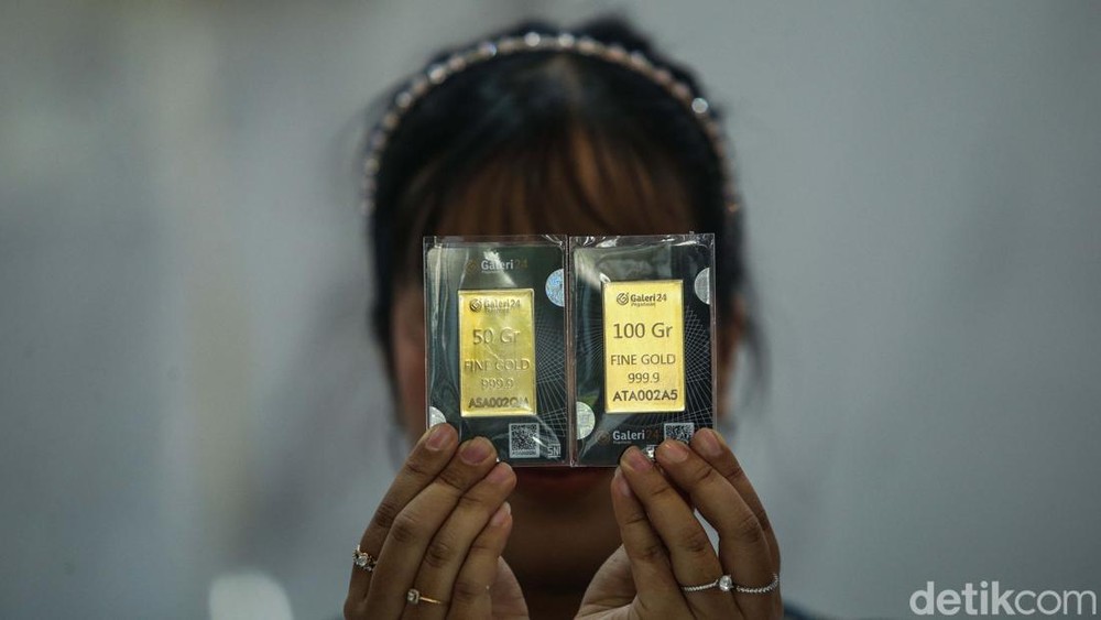 Emas Berkilau, Ekonomi Meragu: Investasi Aman Jadi Bumerang?