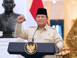 Kehangatan di Tanah Abang: Prabowo Sapa Warga, Ojol, Hingga Bahas Makan Gratis Usai Resmikan Stasiun