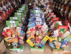 Mengejutkan! Begini Nasib Parsel Natal Tak Laku di Pasar Cikini