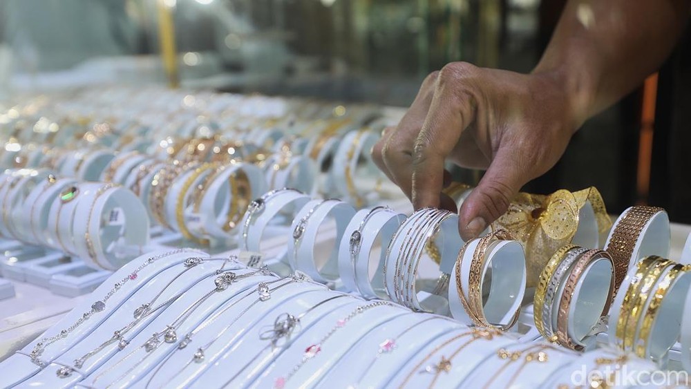 Terbongkar! Jurus Pedagang Emas Cikini Panen Untung Besar
